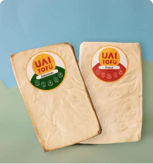 Alternative view of UAI Tofu Defumado + UAI Tofu Frescal